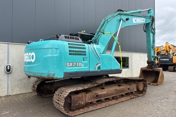 4 Kobelco SK210LC-10