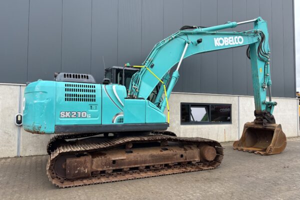 5 Kobelco SK210LC-10