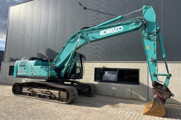 7 Kobelco SK210LC-10