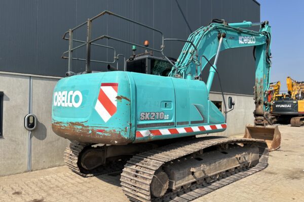 7 Kobelco SK210LC-9