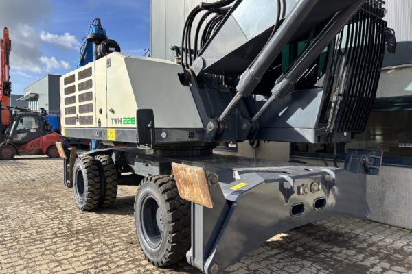9.3 Terex Ecotec TWH228