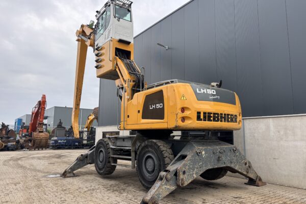 3 Liebherr LH50