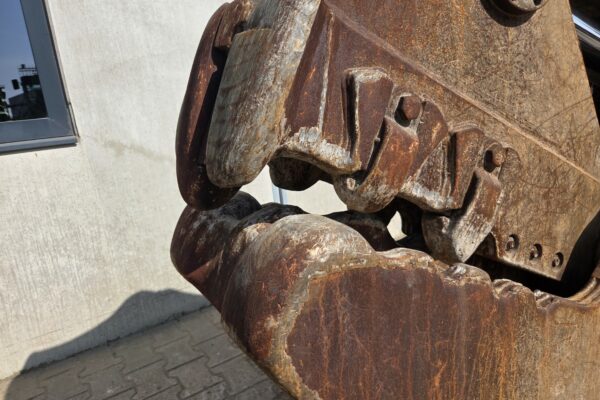 4812 CAT P225 Pulverizer (8)