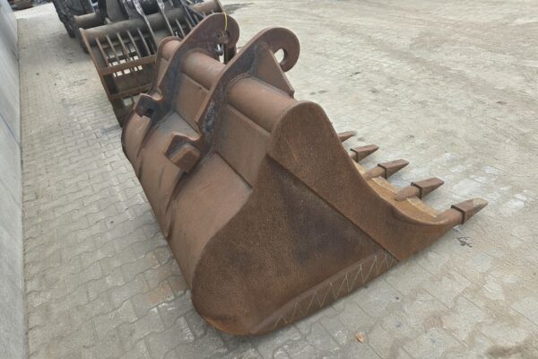 4815 verachtert teeth bucket (8)