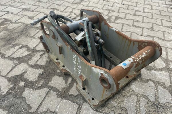 4902 S60 Oilquick (3)