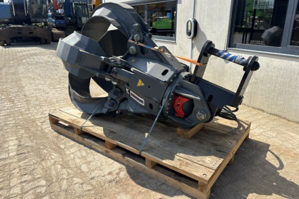 5069 Kinshofer 600ltr grapple (3)