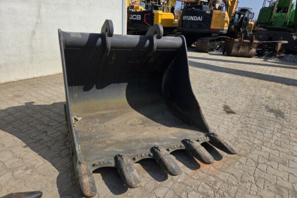 614749 teethbucket CW40 (3)