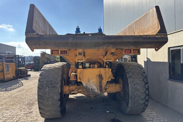 7 Volvo A25D