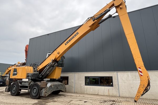 8 Liebherr LH50