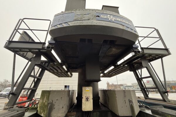 9 Sennebogen 830 Elec