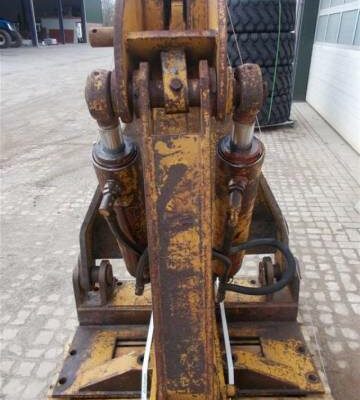 CAT_D5R-D5H-Ripper-001802-3