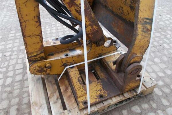 CAT_D5R-D5H-Ripper-001802-5