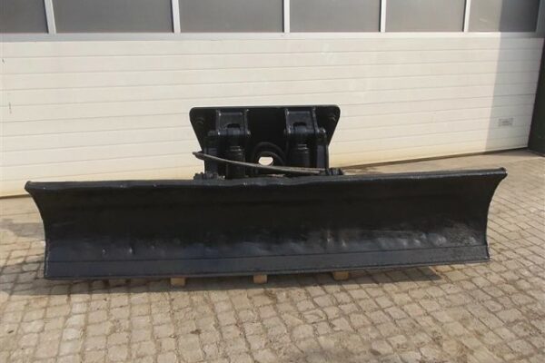 JCB-Blade---Schild_130W---175W-001396-1