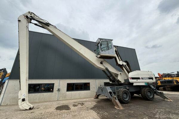 Terex TM520 (1)
