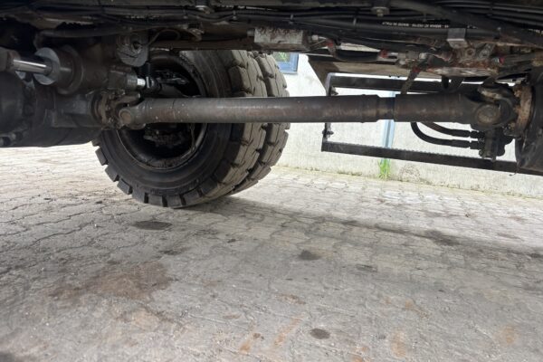 Undercarriage 3